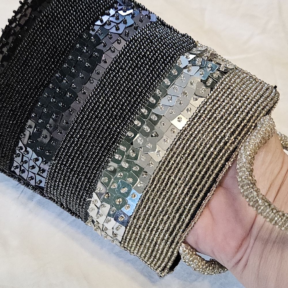 Silver and black glass beaded cocktail purse